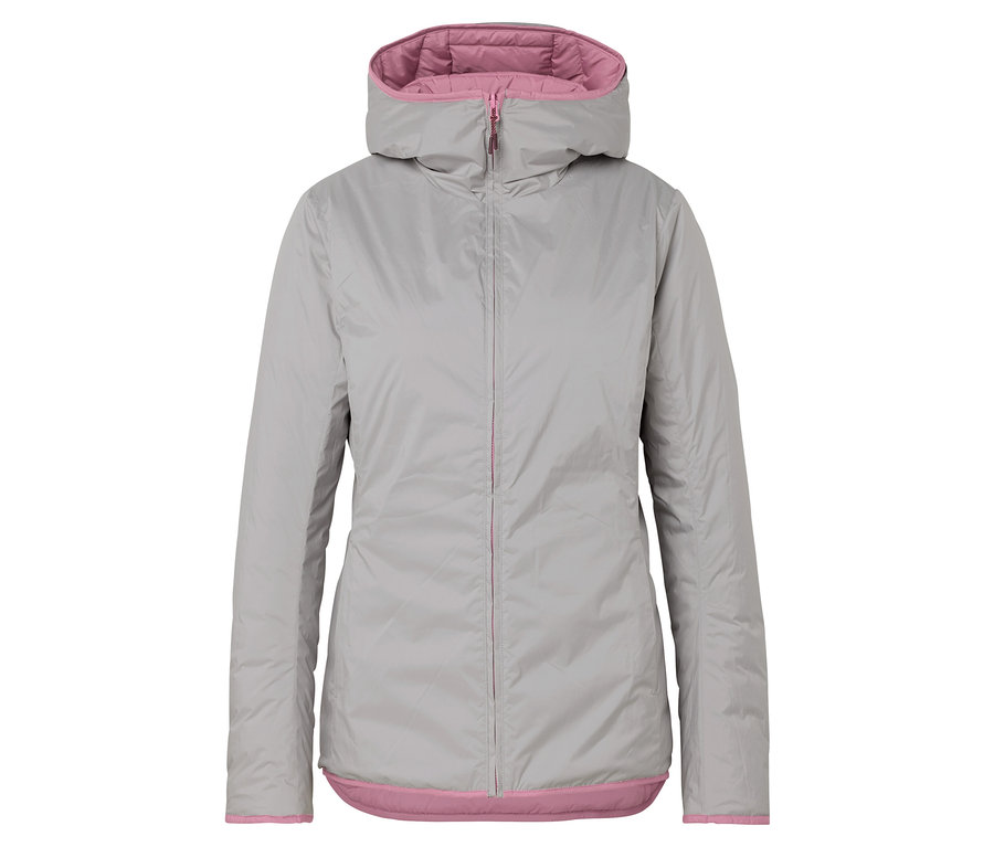 Szara kurtka z kapturem i różową podszewką.