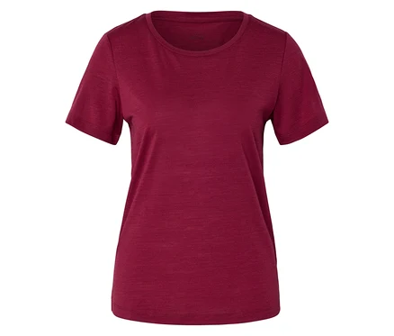 Prosty, bordowy T-shirt z krótkim rękawem i okrągłym dekoltem, na białym tle.