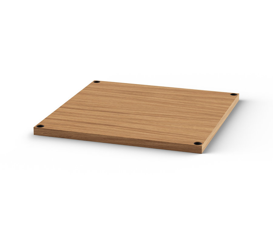 Detal drewnianego blatu wąskiej komody metalowej „CN3”.