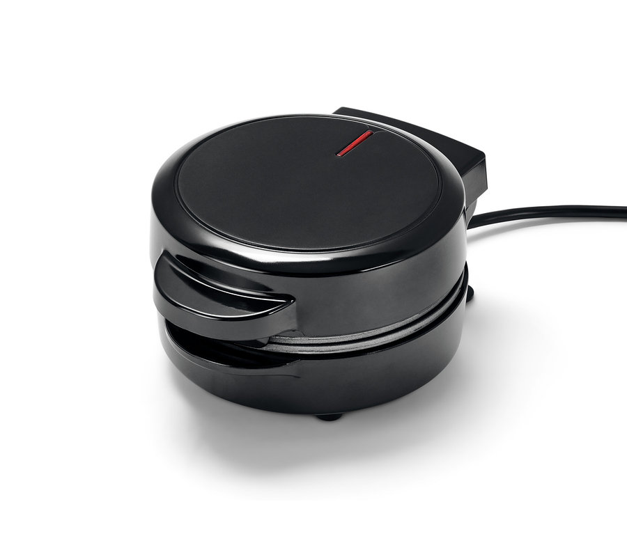 Zbliżenie na gofrownicę do minigofrów.