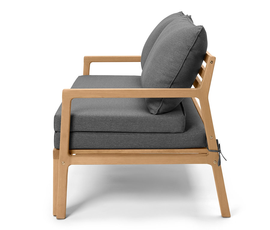 Rozsuwana sofa wypoczynkowa z szarą tapicerką i jasną drewnianą ramą.