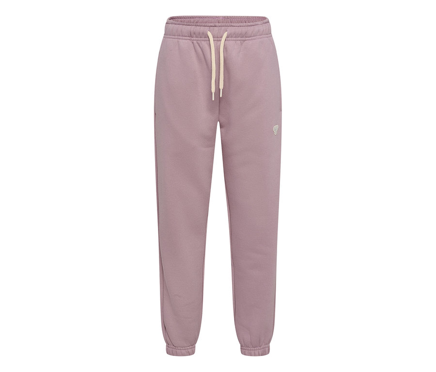 Spodnie hummel® „HMLJR Loose Sweatpants Bee” w matowym fioletowym kolorze, z elastycznym pasem, jasnobeżowym sznurkiem i ściągaczami przy kostkach. Małe logo na prawym udzie.