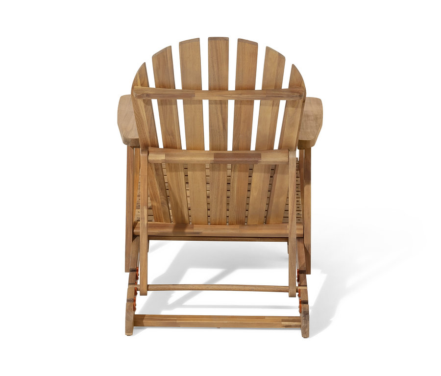 Widok z tyłu pojedynczego fotela wypoczynkowego typu Adirondack z wysuwanym podnóżkiem.