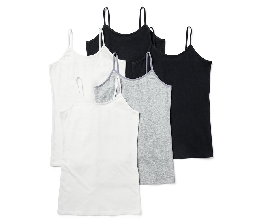 Pięć podkoszulek na ramiączkach w kolorze białym, szarym i czarnym. Podkoszulki mają cienkie ramiączka.