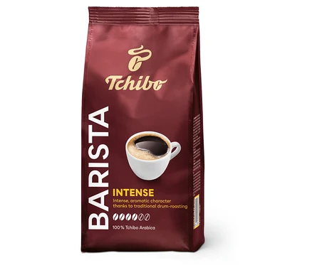 Opakowanie kawy palonej mielonej Tchibo Barista Intense. Na opakowaniu znajduje się filiżanka kawy.