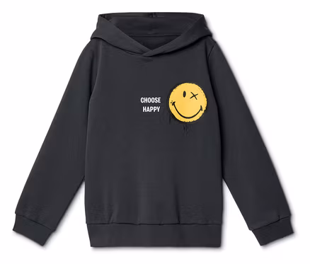 Ciemnoszara bluza z kapturem z żółtą buźką, która ma X zamiast prawego oka i żółte zacieki, obok niej napis „CHOOSE HAPPY”.