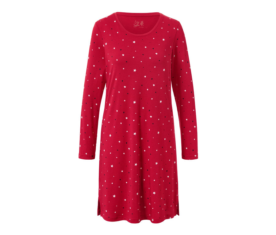 Czerwona koszula nocna z długim rękawem w gwiazdy.