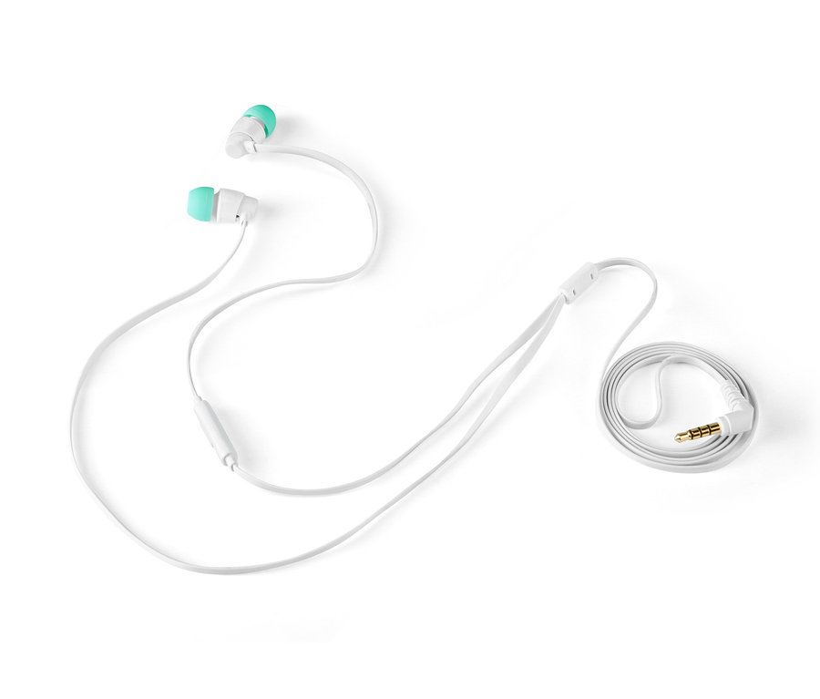 Białe słuchawki douszne z turkusowymi końcówkami na białym tle.