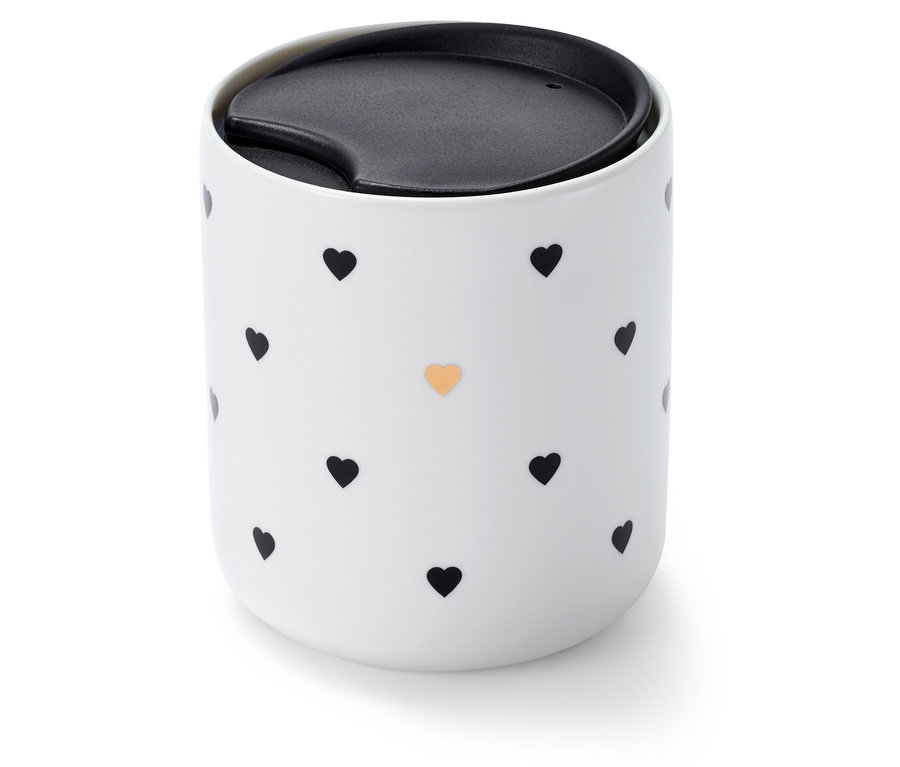 Kubek porcelanowy z pokrywką, w serduszka