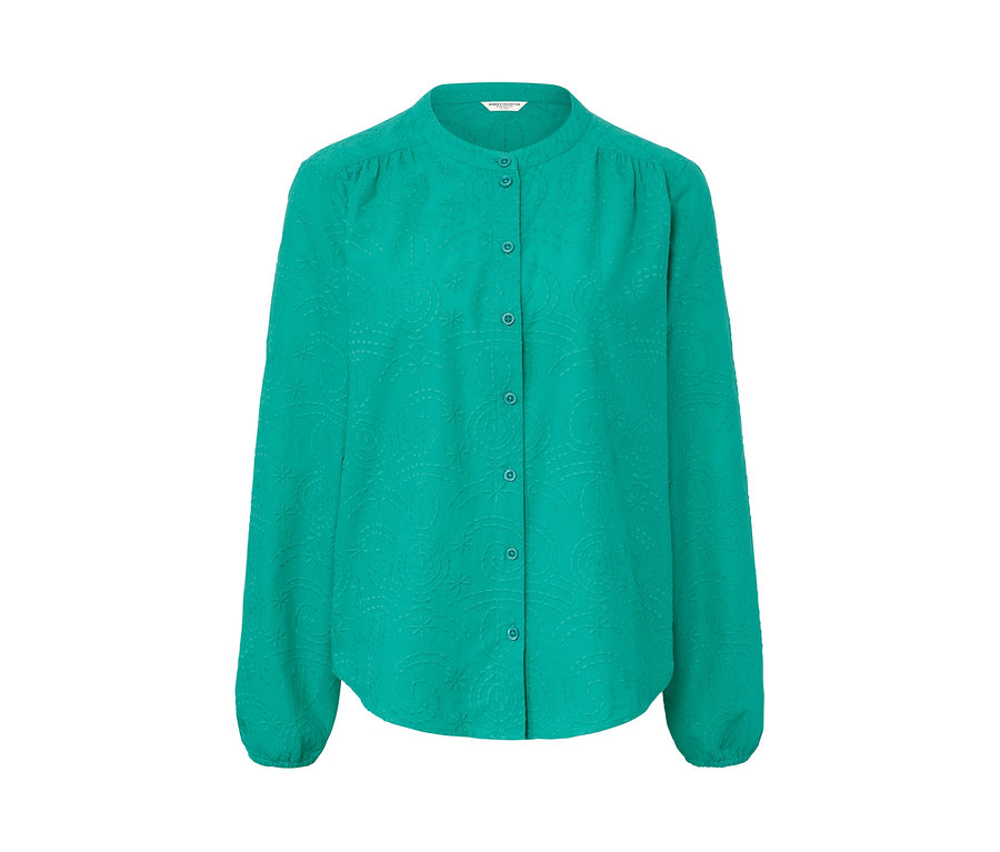 Zielona bluzka z haftem.