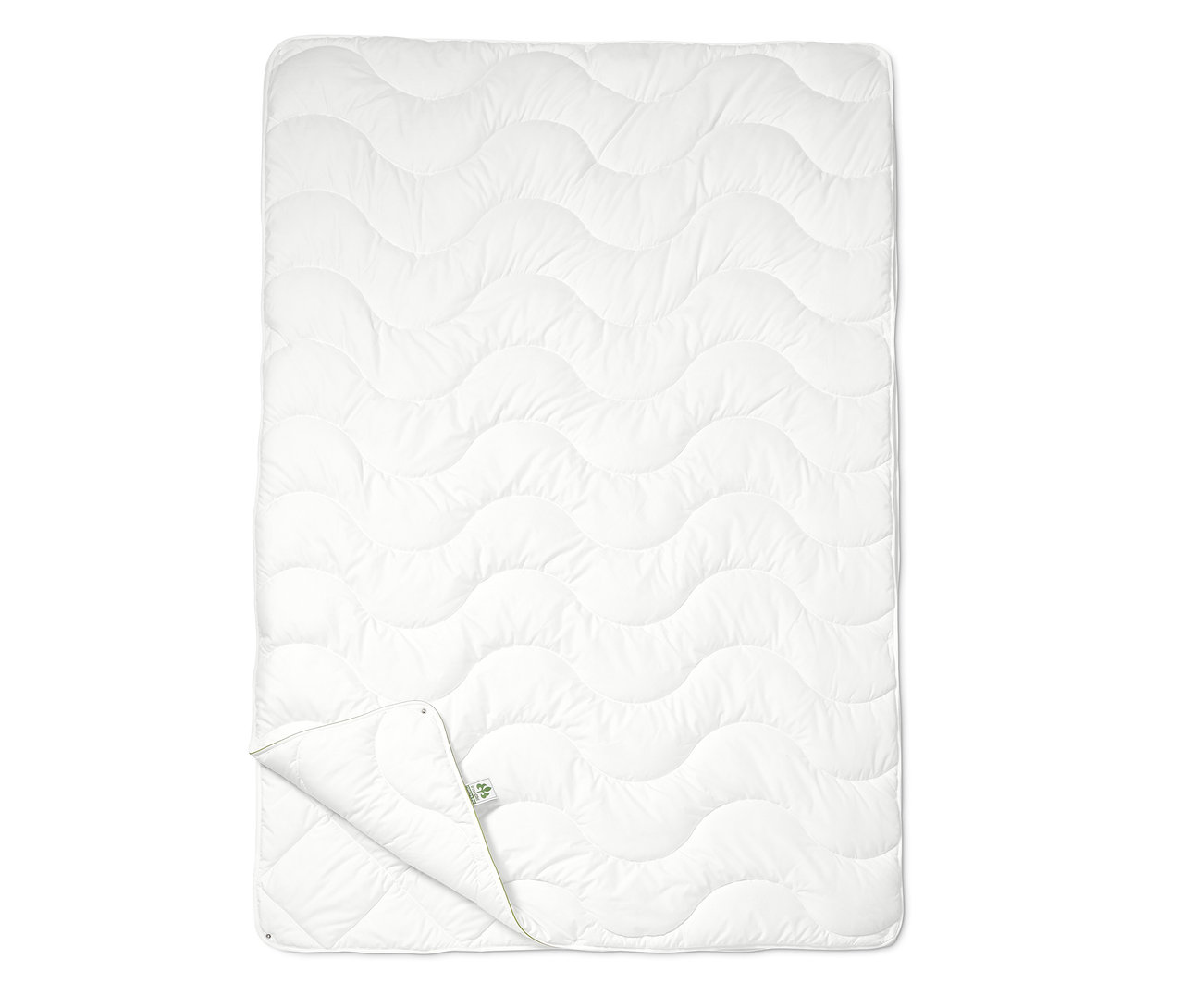 Biała pikowana kołdra irisette® greenline na 4 pory roku z falistym pikowaniem.