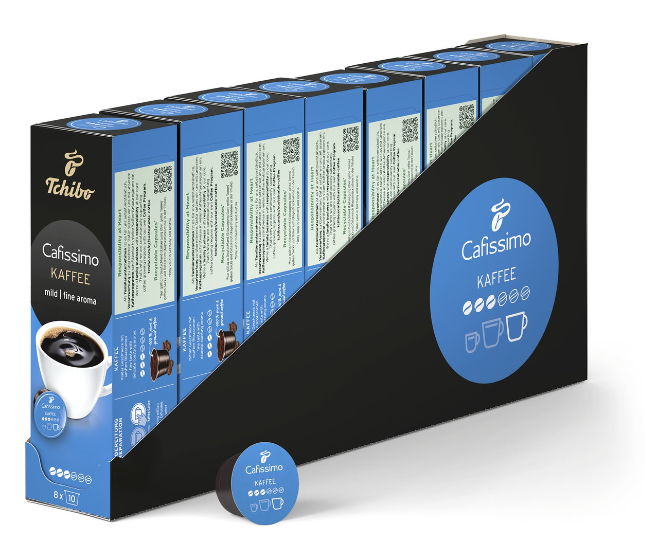 Rzędy opakowań Cafissimo Kaffee mild. Z przodu leży kapsułka.