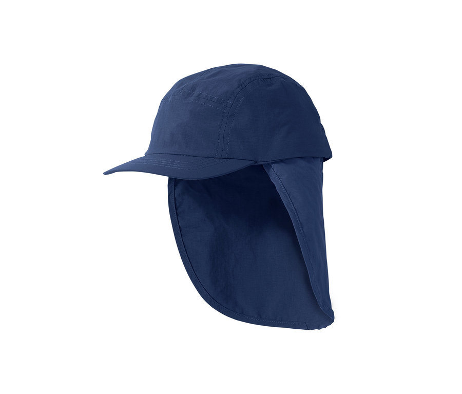 Granatowa dziecięca czapka z daszkiem i osłoną na kark.