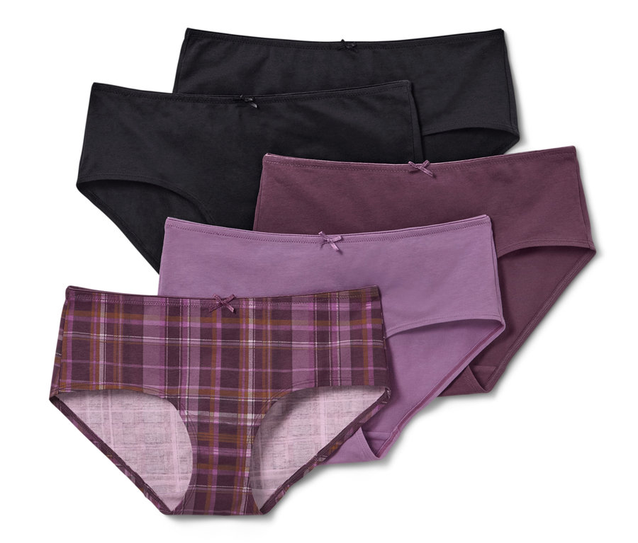 Pięć par fig w kolorze czarnym, fioletowym i w kratę.