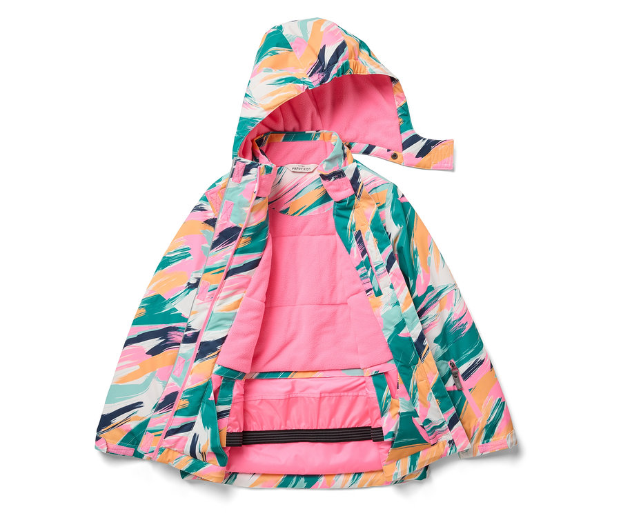 Otwarta kurtka z kapturem z abstrakcyjnym kolorowym nadrukiem i różową podszewką.