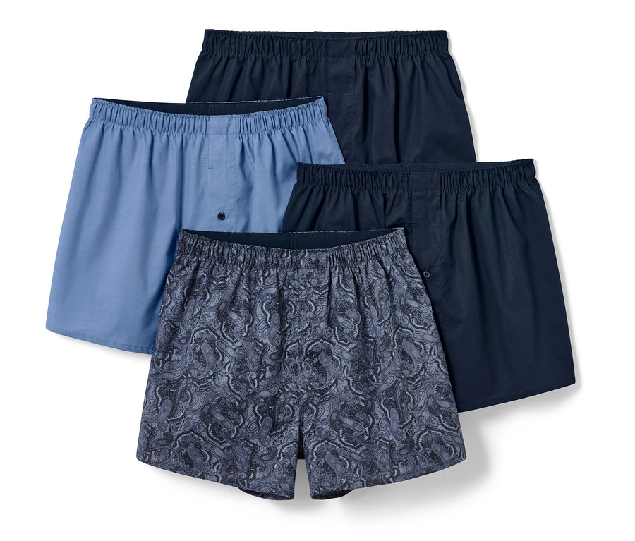 Cztery pary bokserek z tkaniny w różnych kolorach.