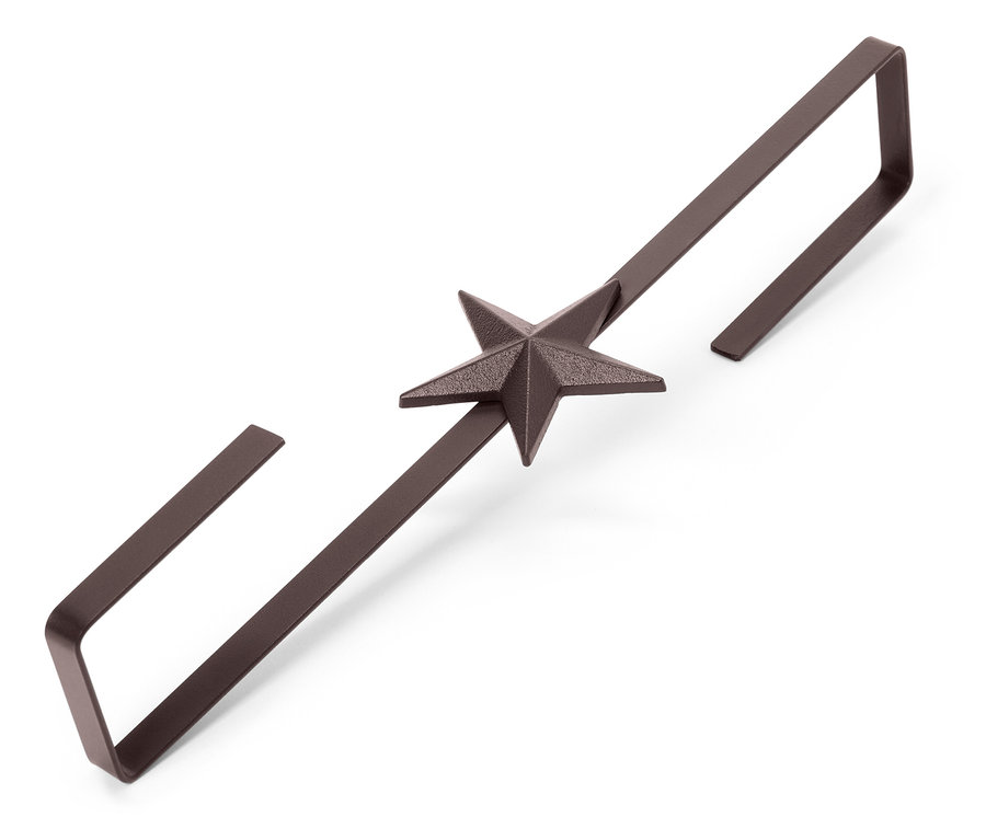 Brązowy metalowy uchwyt z gwiazdą pośrodku na białym tle.