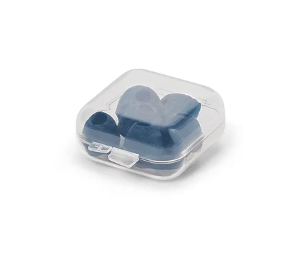 Niebieskie zatyczki do uszu w przezroczystym plastikowym pudełku.