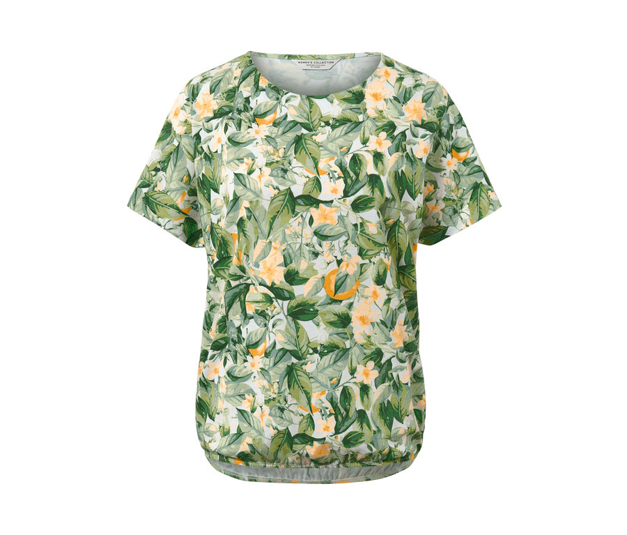 Wzorzysta bluzka z motywem liści i kwiatów.