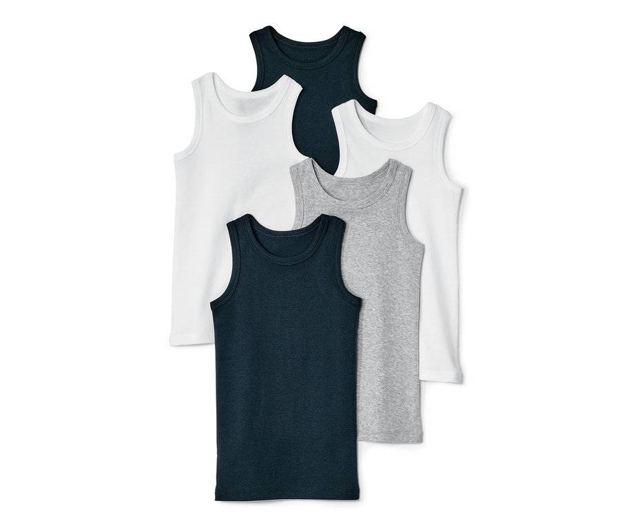Pięć podkoszulków chłopięcych w kolorze białym, szarym i granatowym.