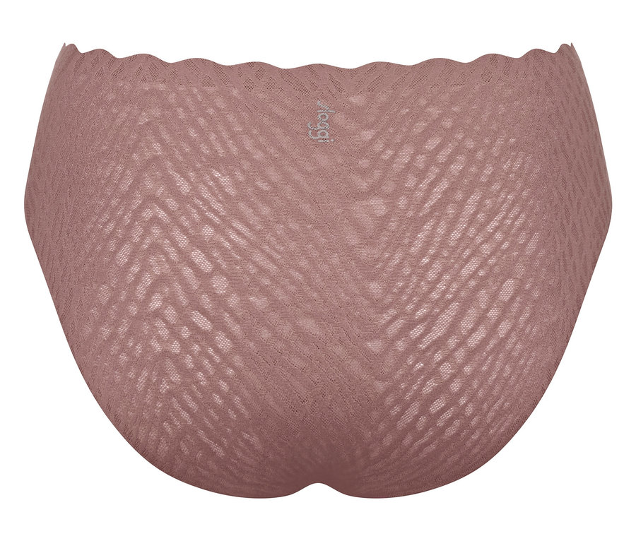 Zbliżenie na figi high leg sloggi ZERO Feel Bliss, cacao.