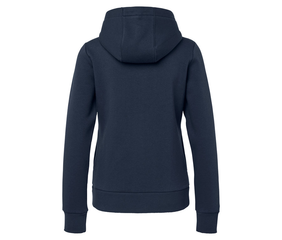 Widok z tyłu granatowej bluzy z kapturem.