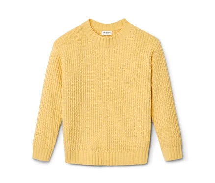 Żółty dziecięcy sweter szenilowy.
