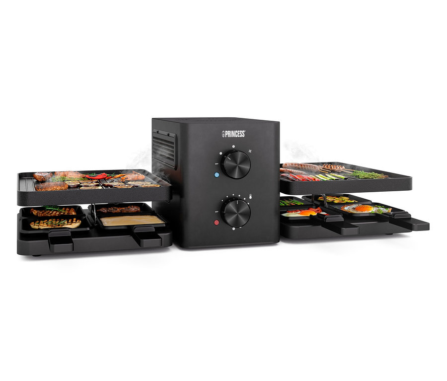 Czarny grill do raclette Princess z różnymi potrawami na powierzchniach grillowych.