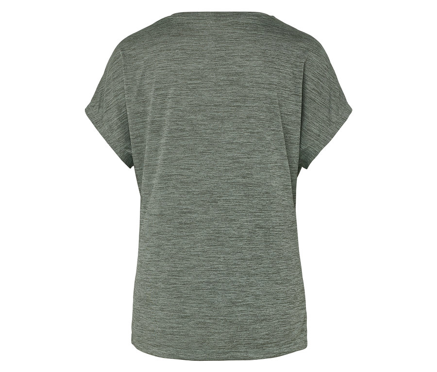 Zbliżenie na oliwkowozielony T-shirt z krótkim rękawem.