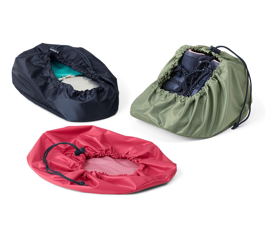 Trzy worki do przechowywania.