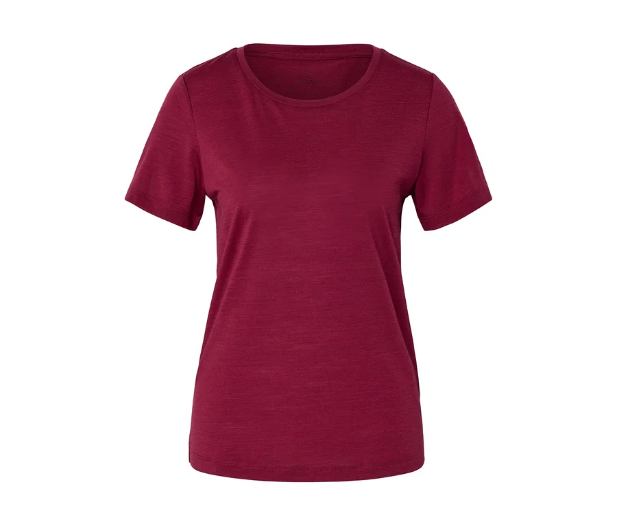 Prosty, bordowy T-shirt z krótkim rękawem i okrągłym dekoltem, na białym tle.