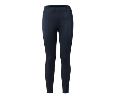 Niebieskie ocieplane legginsy.