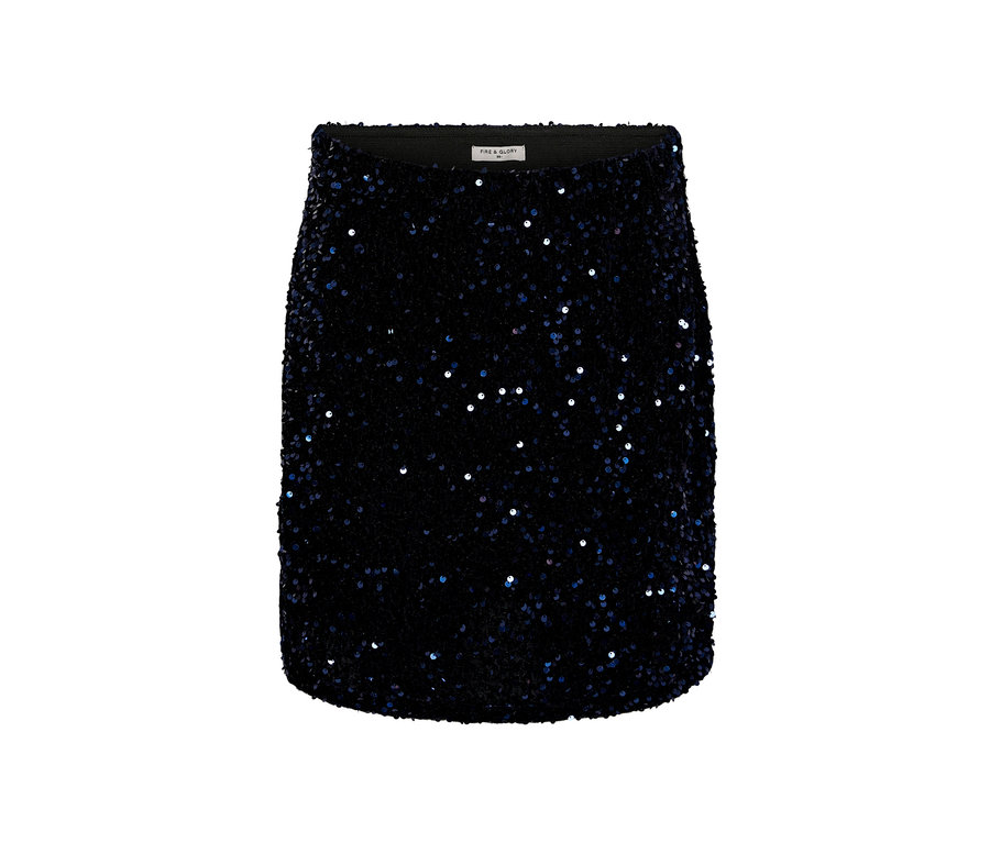 Czarna spódnica z cekinami.