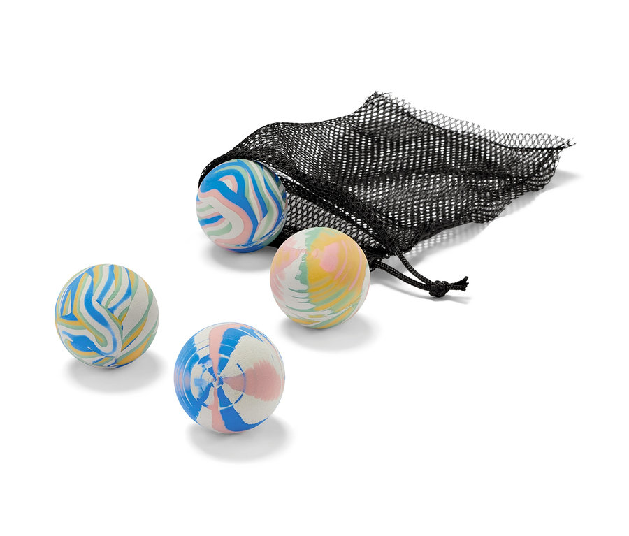 Piłeczki kangurki, zestaw z czarną siatką.
