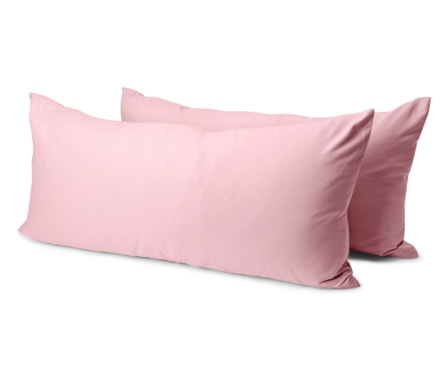 Dwie różowe poszewki na poduszki z mikrofibry, ok. 80 x 40 cm.