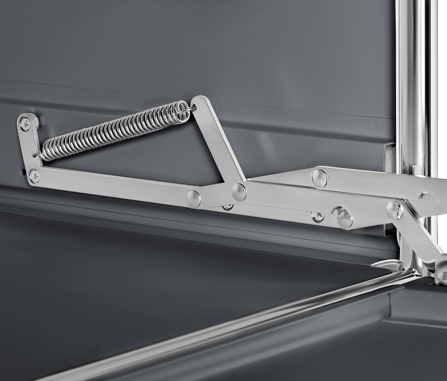 Detal szarej metalowej szafy »CN3« ze srebrnym mechanizmem otwierania.