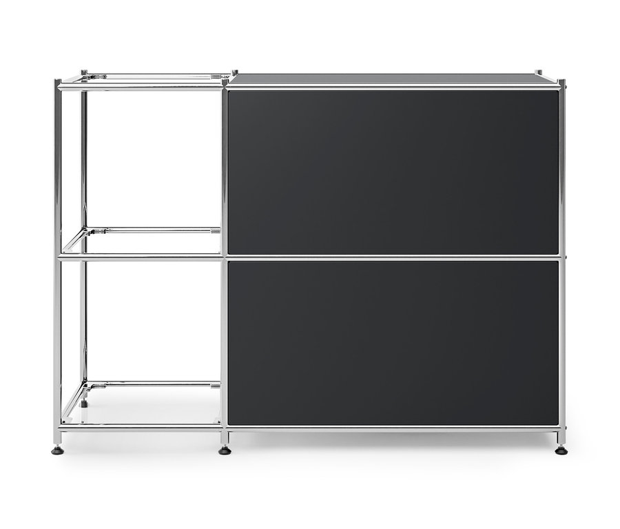 Czarna metalowa szafka typu sideboard „CN3” z 2 szafkami z klapami.