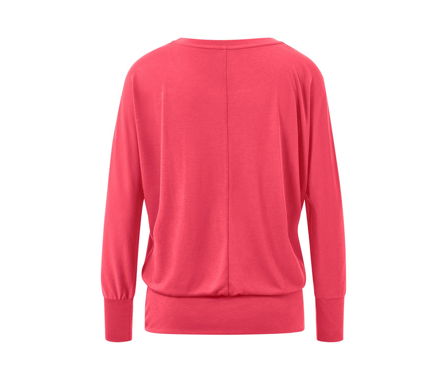 Różowa koszulka do sportu i jogi widziana z tyłu.