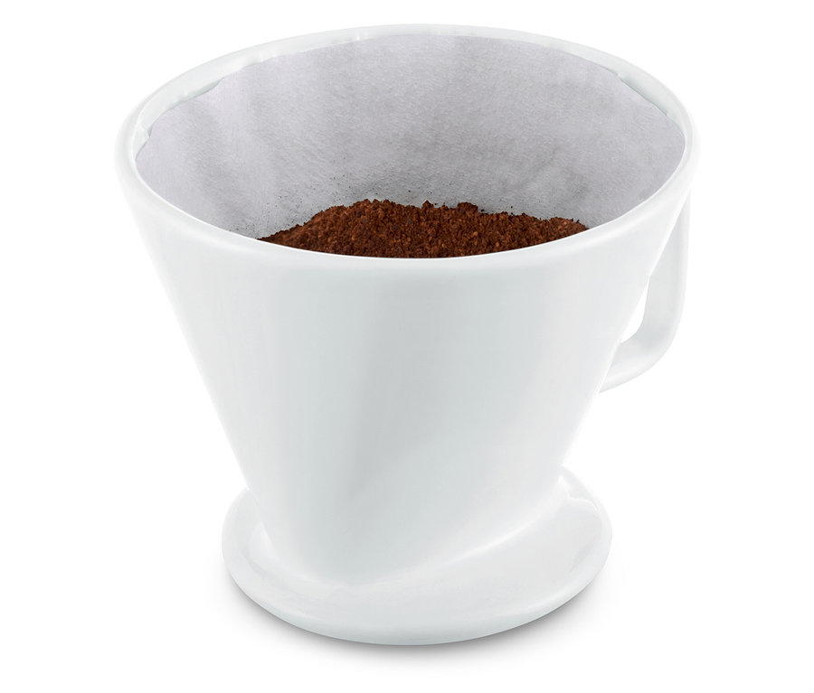 Kawa w białym, ręcznym filtrze do kawy, rozm. 4, z papierowym filtrem.