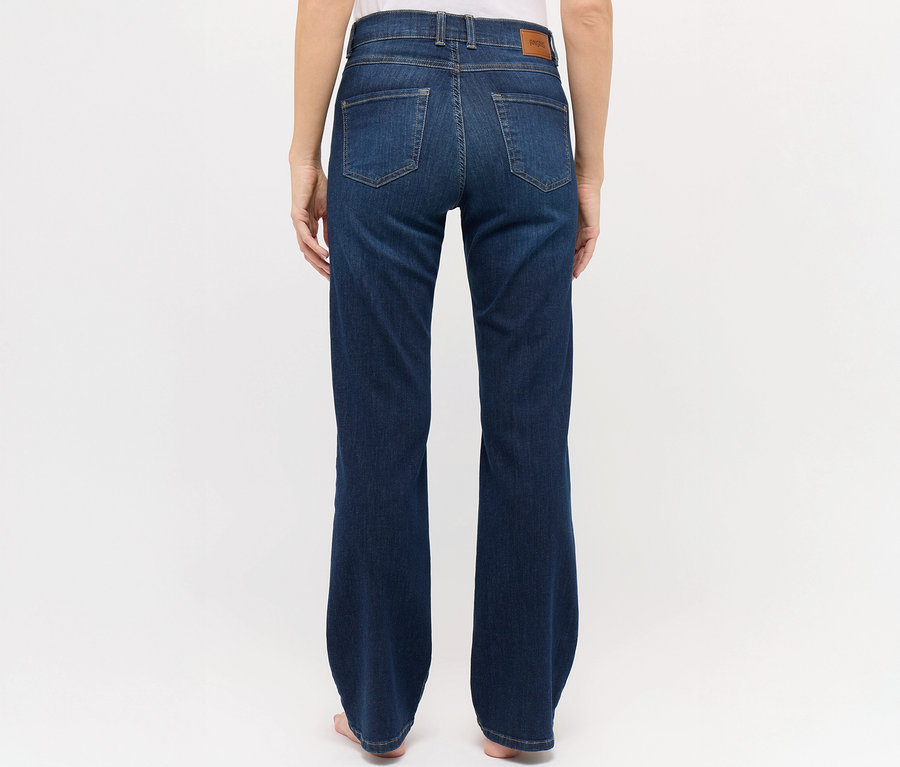 Widok z tyłu kobiety w granatowych jeansach Angels „Lara” Straight Fit.