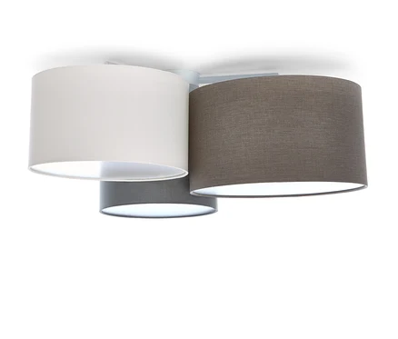 Lampa sufitowa z trzema tekstylnymi kloszami w kolorach białym, szarym i brązowym.