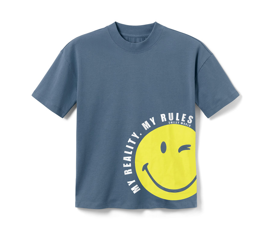 Niebieska koszulka z krótkim rękawem z żółtą buźką i napisem „MY REALITY. MY RULES”.