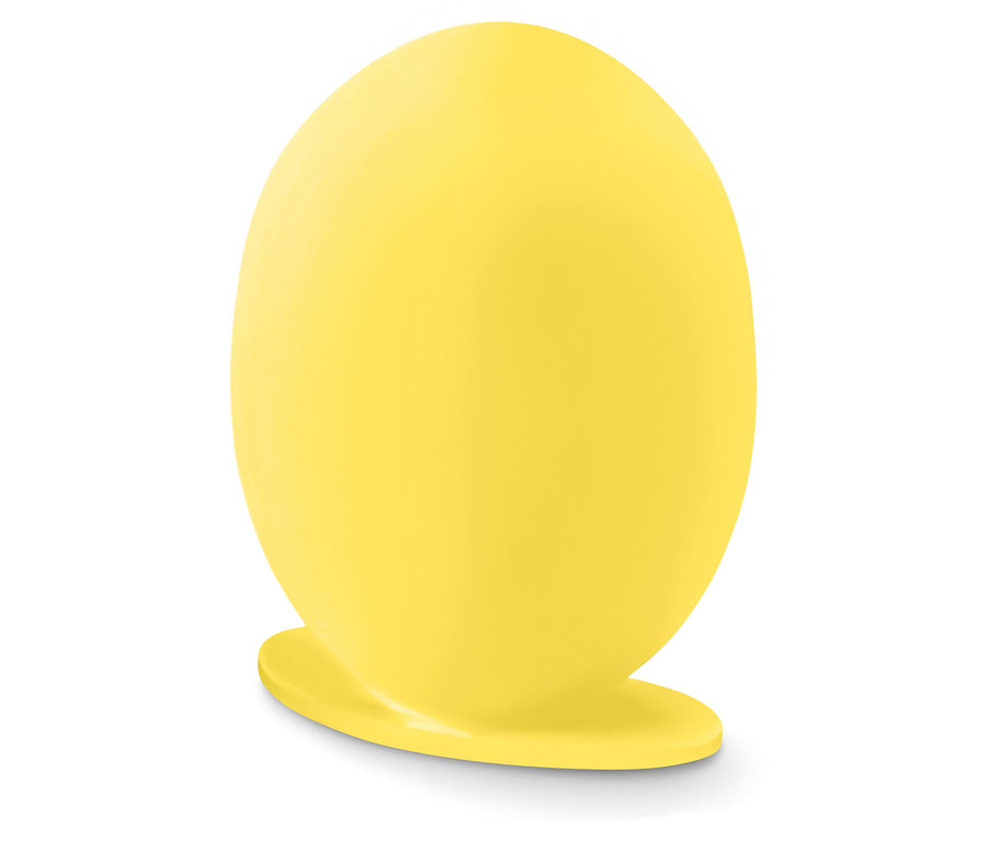 Żółta lampka na białym tle.
