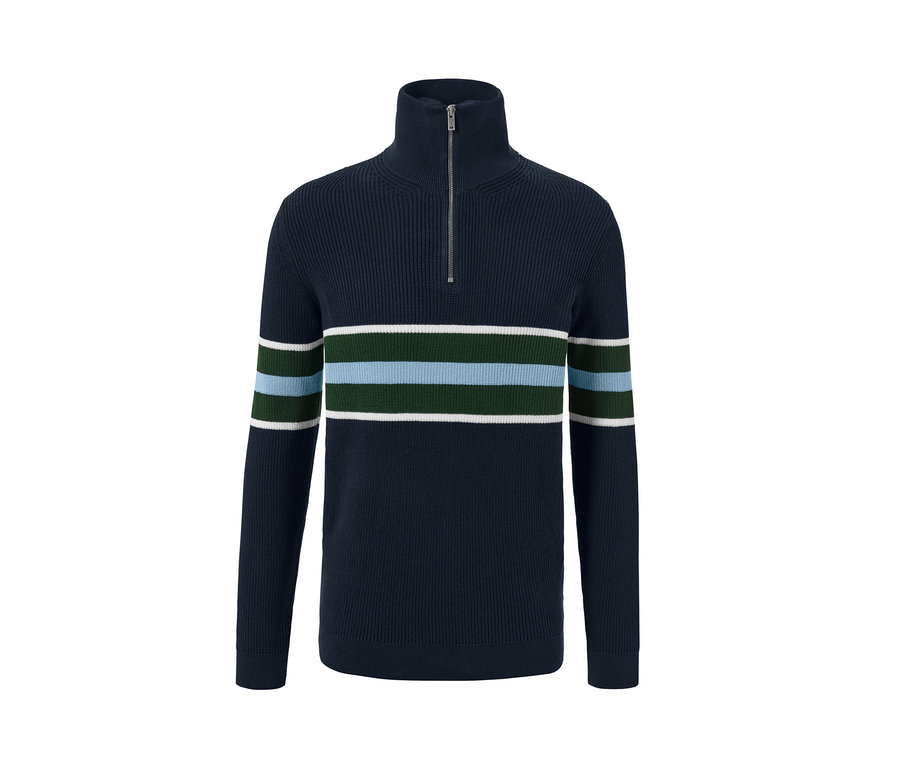 Granatowy sweter z golfem i paskami na piersi.