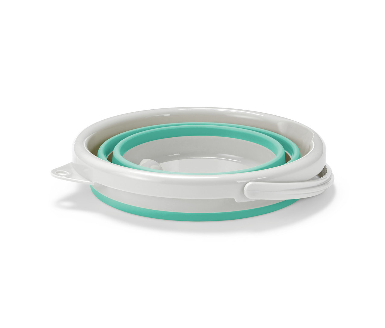 Składane wiadro w kolorze białym i turkusowym jest złożone.