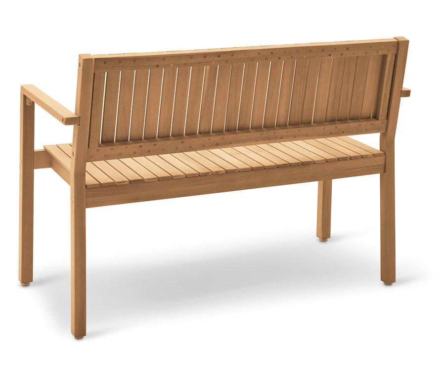 Drewniana ławka ogrodowa stoi na zewnątrz.