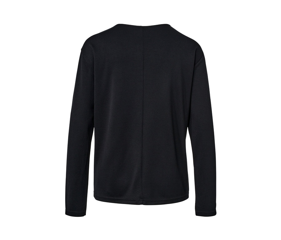 Czarna bluzka z długim rękawem, widok z tyłu.