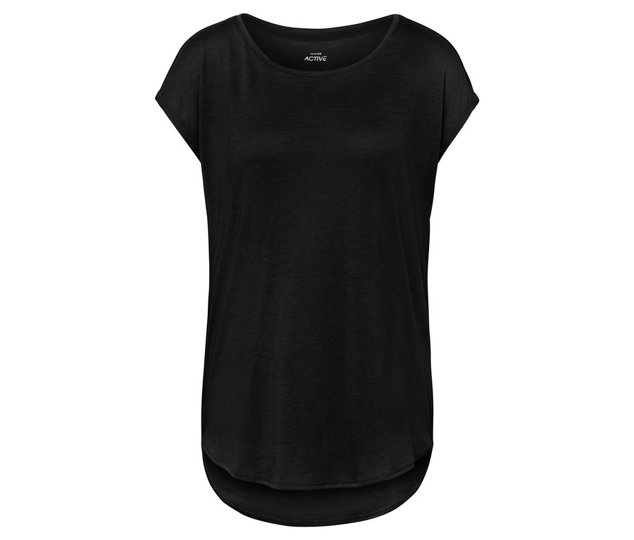 Czarna koszulka z krótkim rękawem.