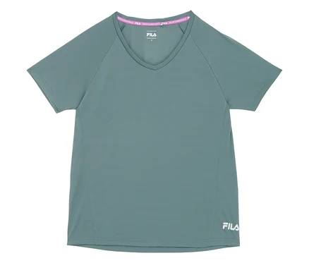 Zielony damski T-shirt funkcjonalny FILA leży na białym tle.