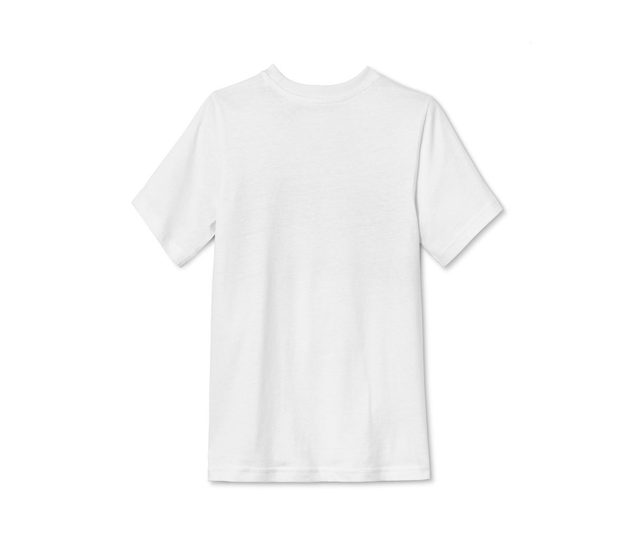 Biała piżama dziecięca z krótkim rękawem.